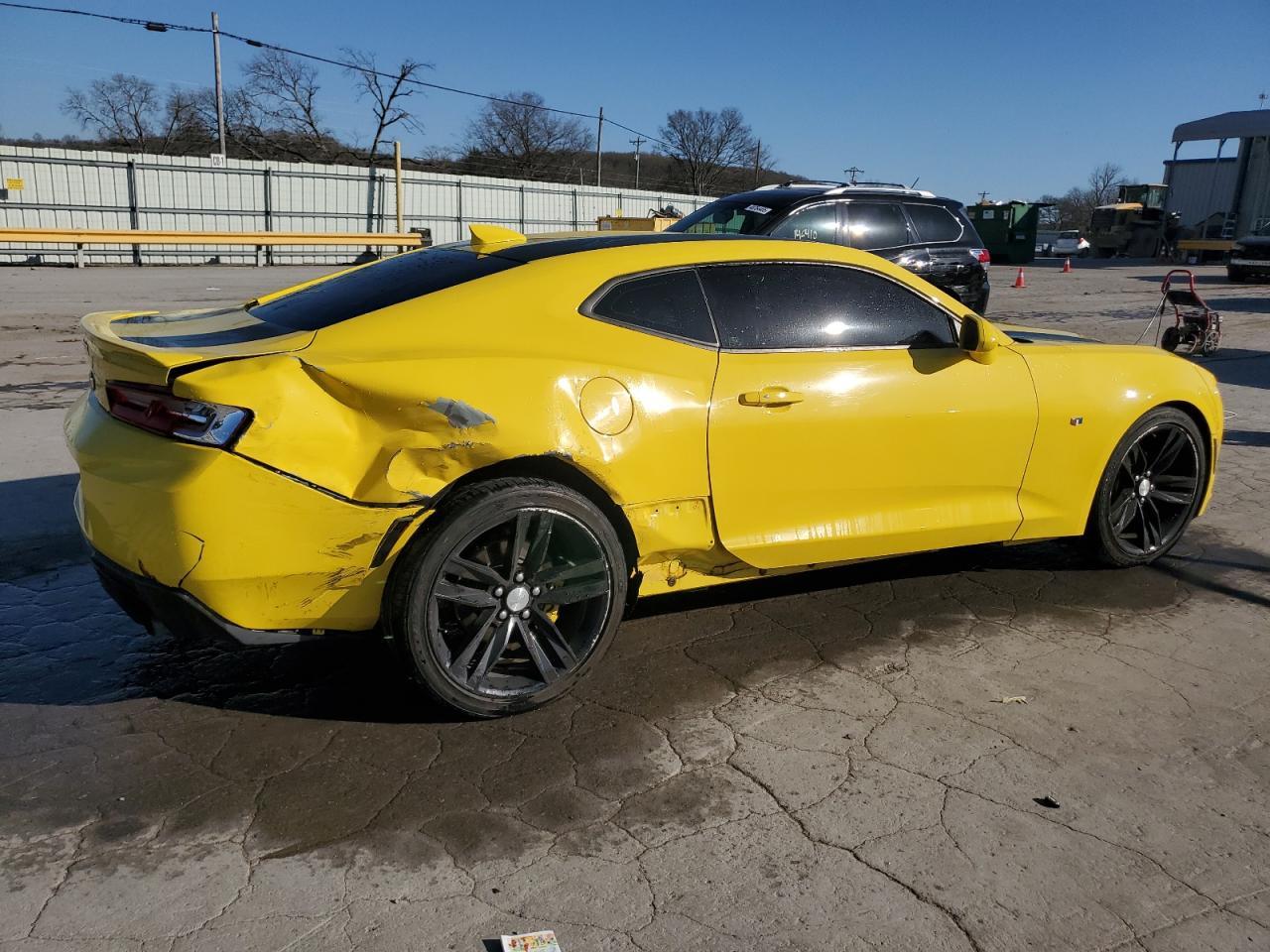 2018 CHEVROLET CAMARO LT - Image 3