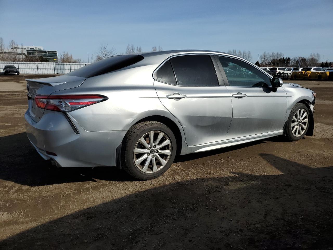 2018 TOYOTA CAMRY L - Image 4