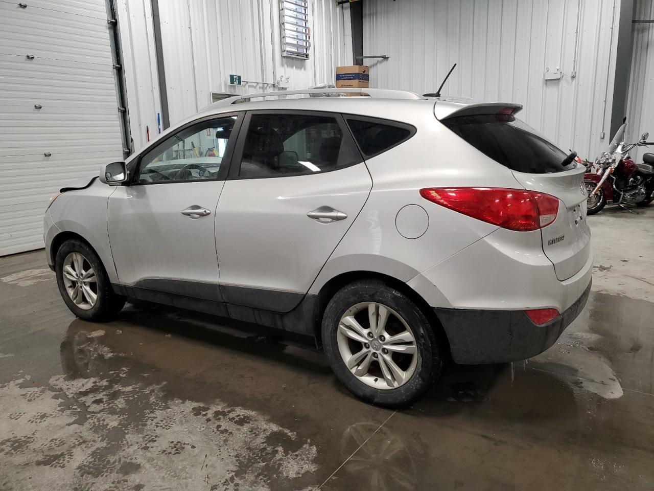 2012 HYUNDAI TUCSON GLS - Image 2