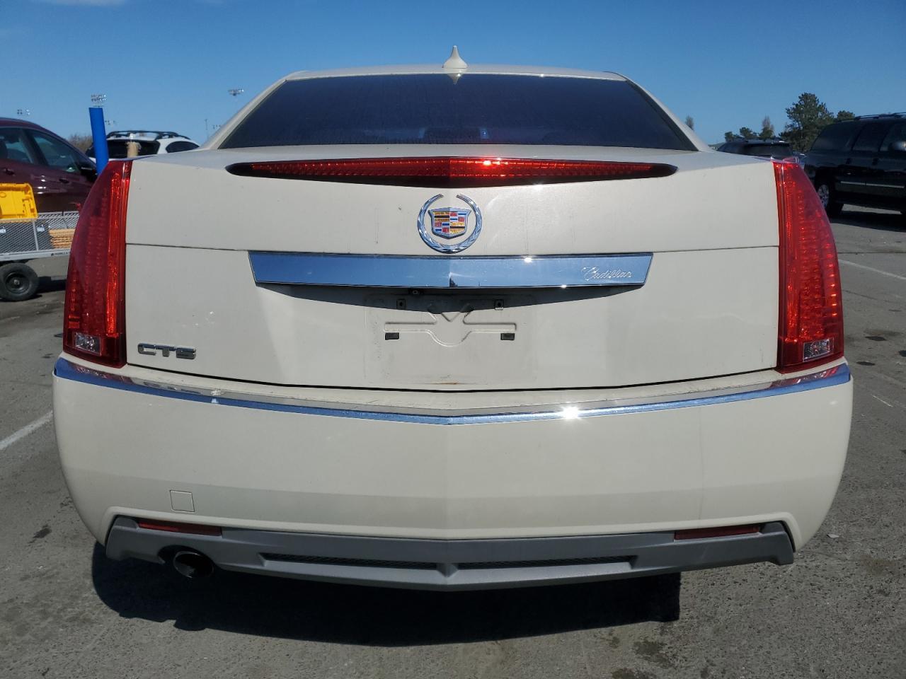 2011 CADILLAC CTS LUXURY - Image 6