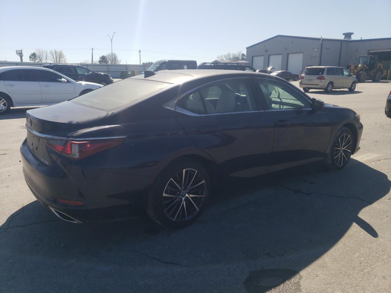 2024 LEXUS ES 350 BAS - Image 3