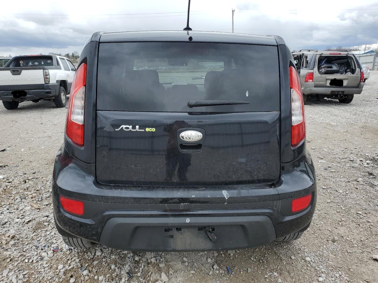 2013 KIA SOUL + - Image 6