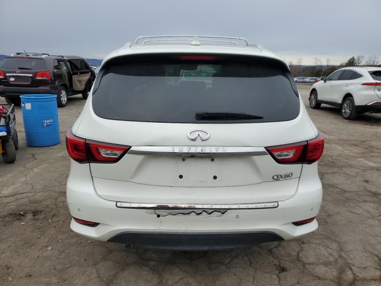 2017 INFINITI QX60 - Фото 6