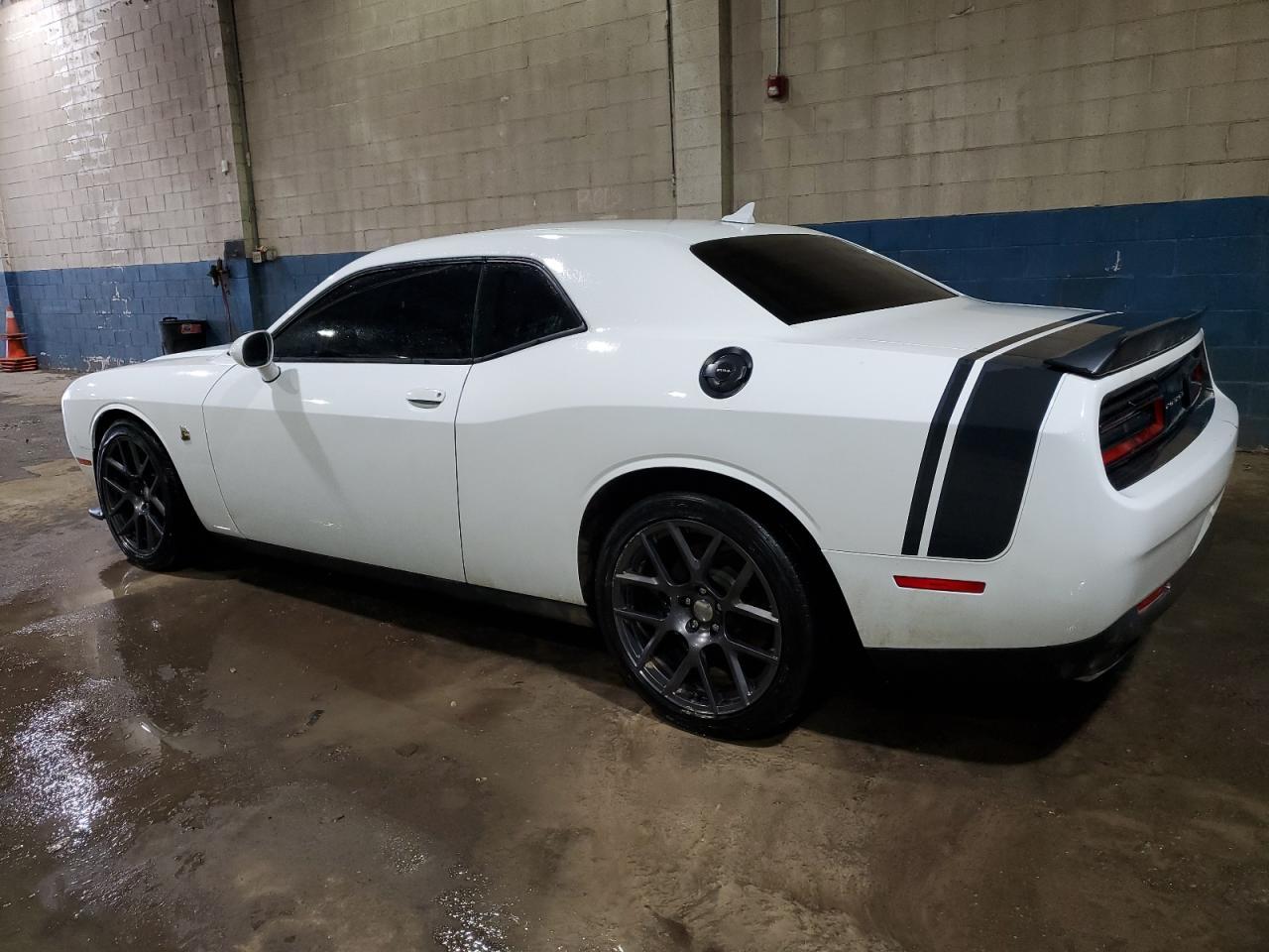 2016 DODGE CHALLENGER - Фото 2