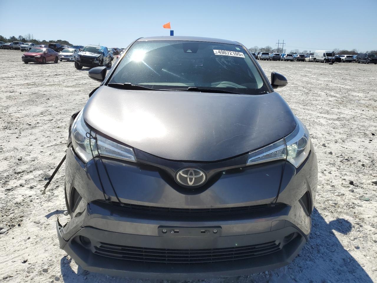 2019 TOYOTA C-HR XLE - Фото 5