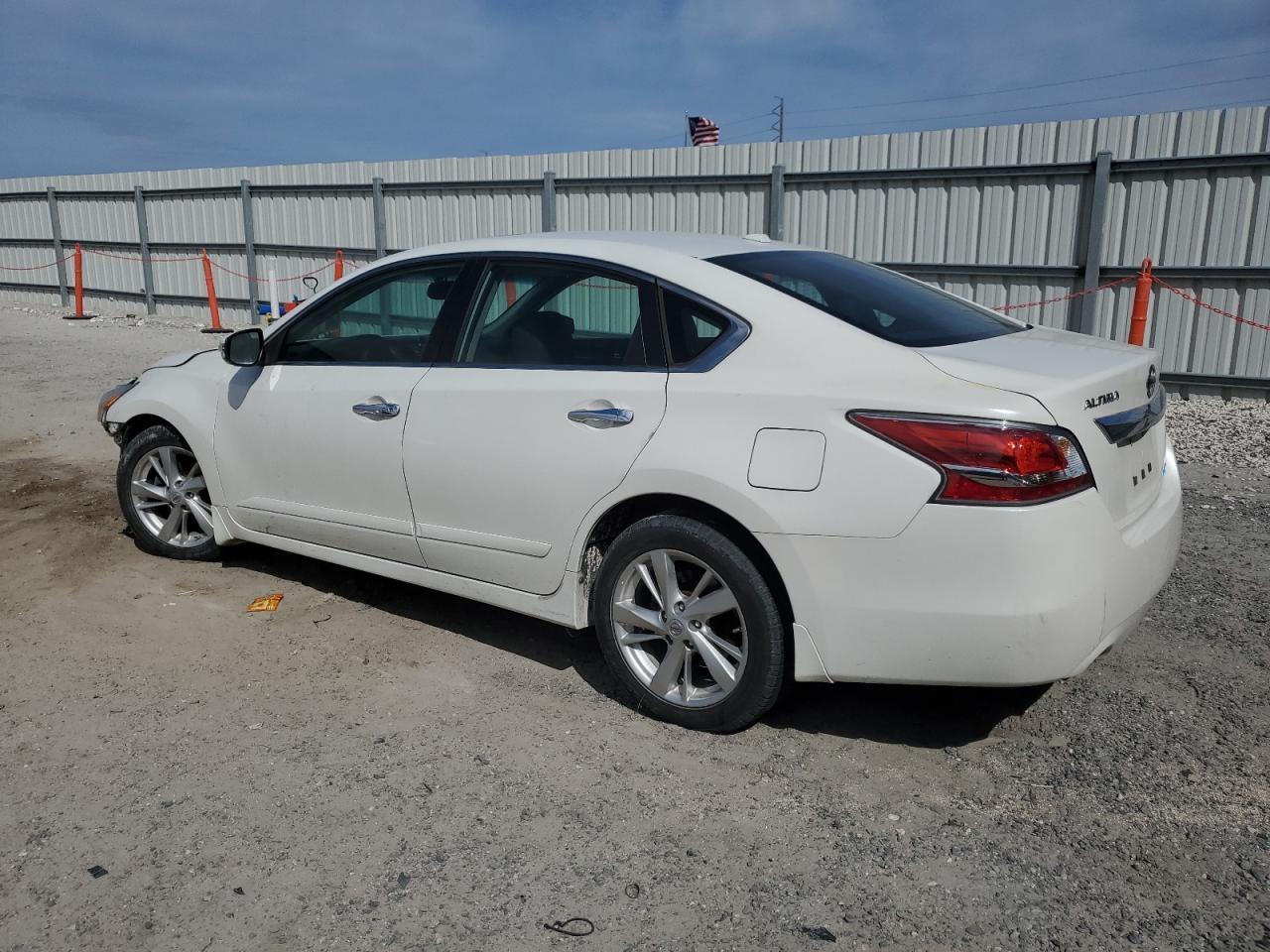 2014 NISSAN ALTIMA 2.5 - Фото 2