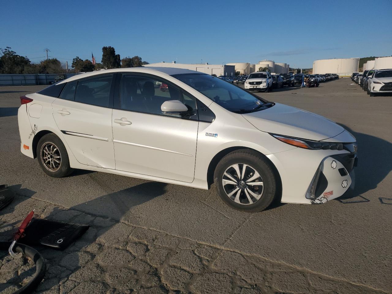 2019 TOYOTA PRIUS PRIM - Image 4