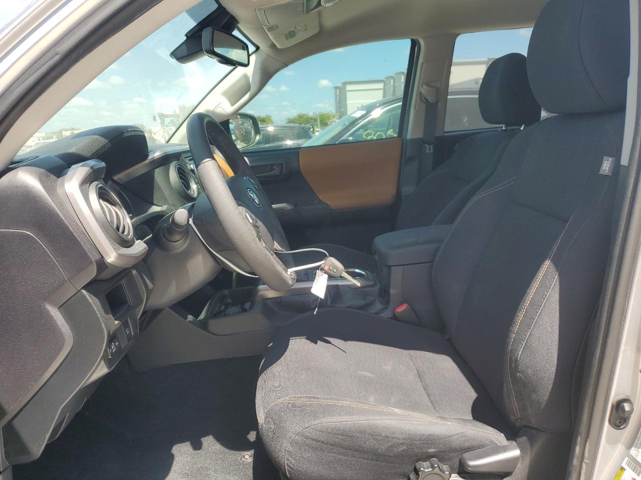 2019 TOYOTA TACOMA DOU - Фото 7