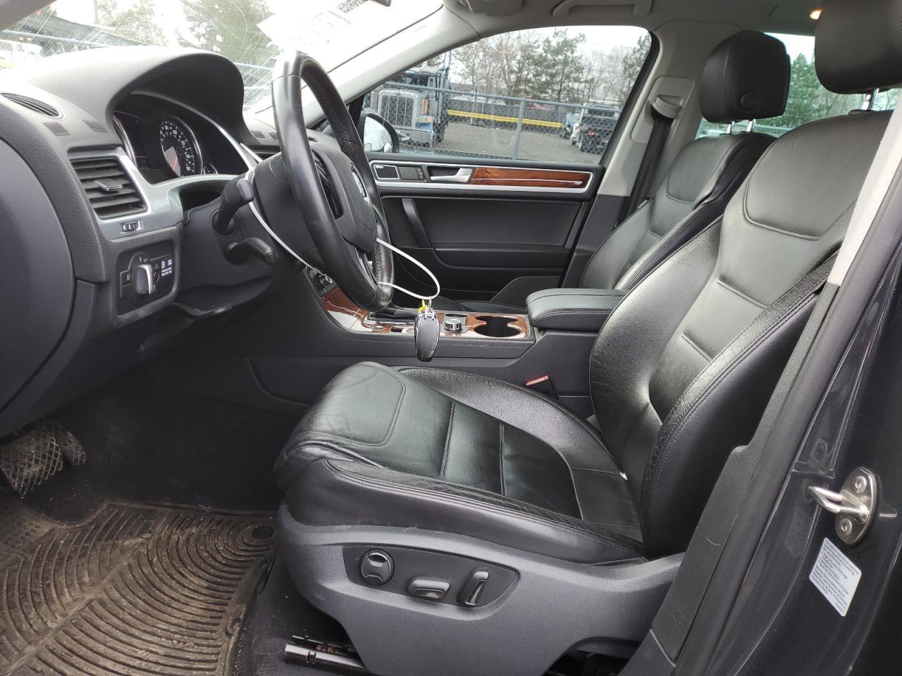 2011 VOLKSWAGEN TOUAREG V6 - Фото 7