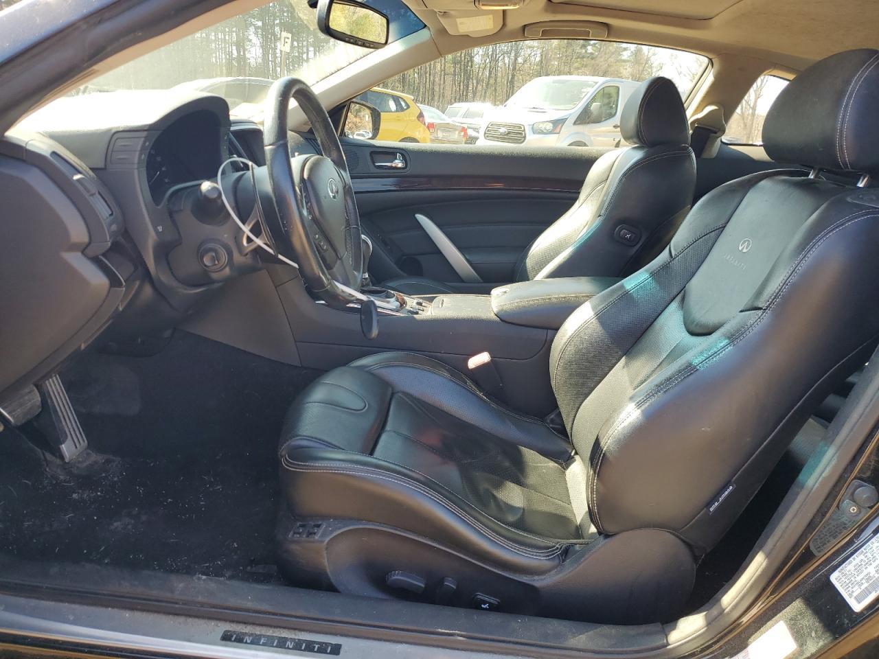 2012 INFINITI G37 - Image 7