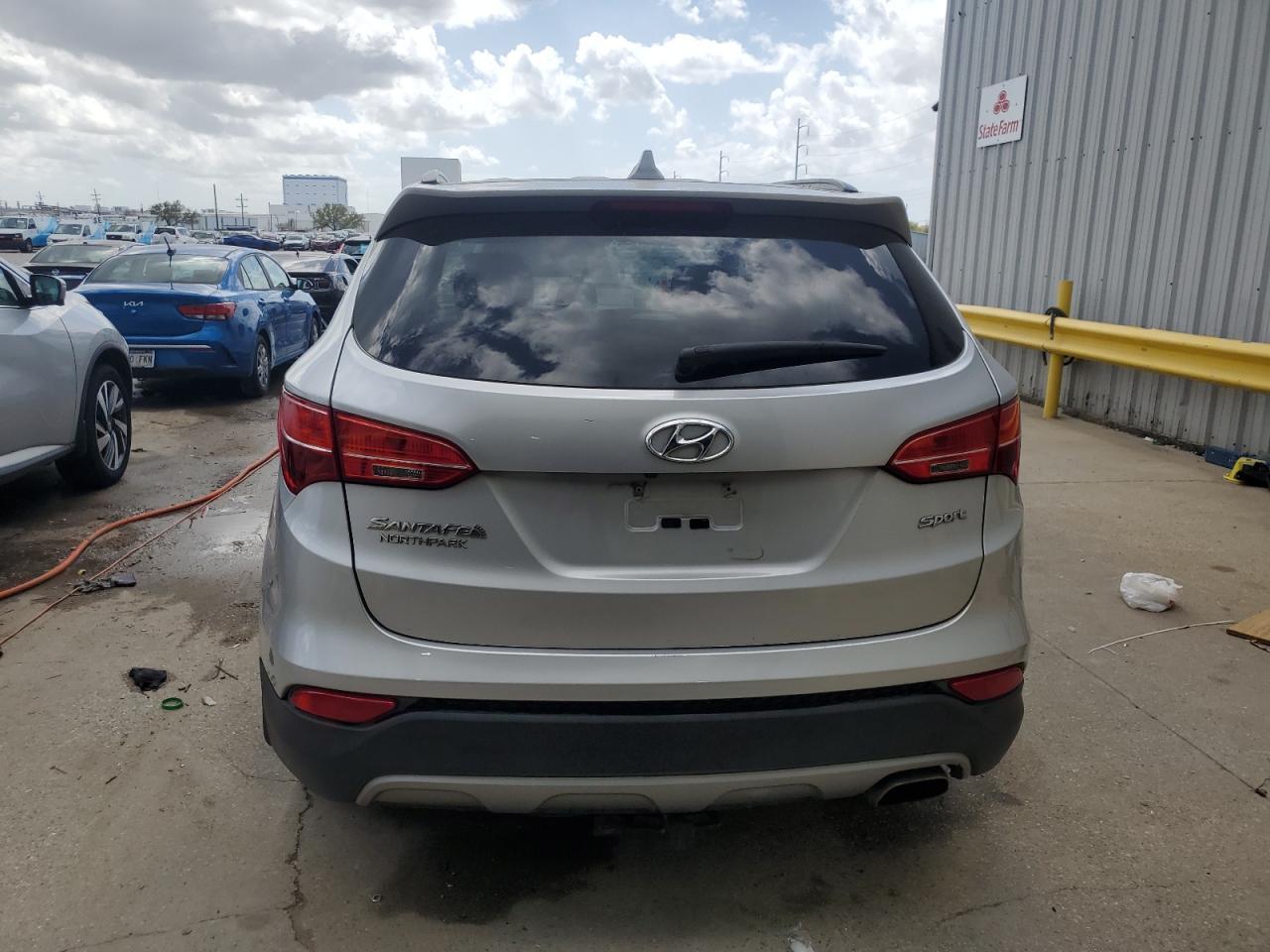 2013 HYUNDAI SANTA FE S - Image 6