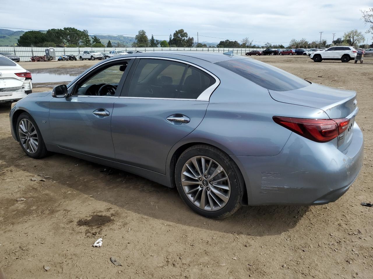 2018 INFINITI Q50 LUXE - Image 2