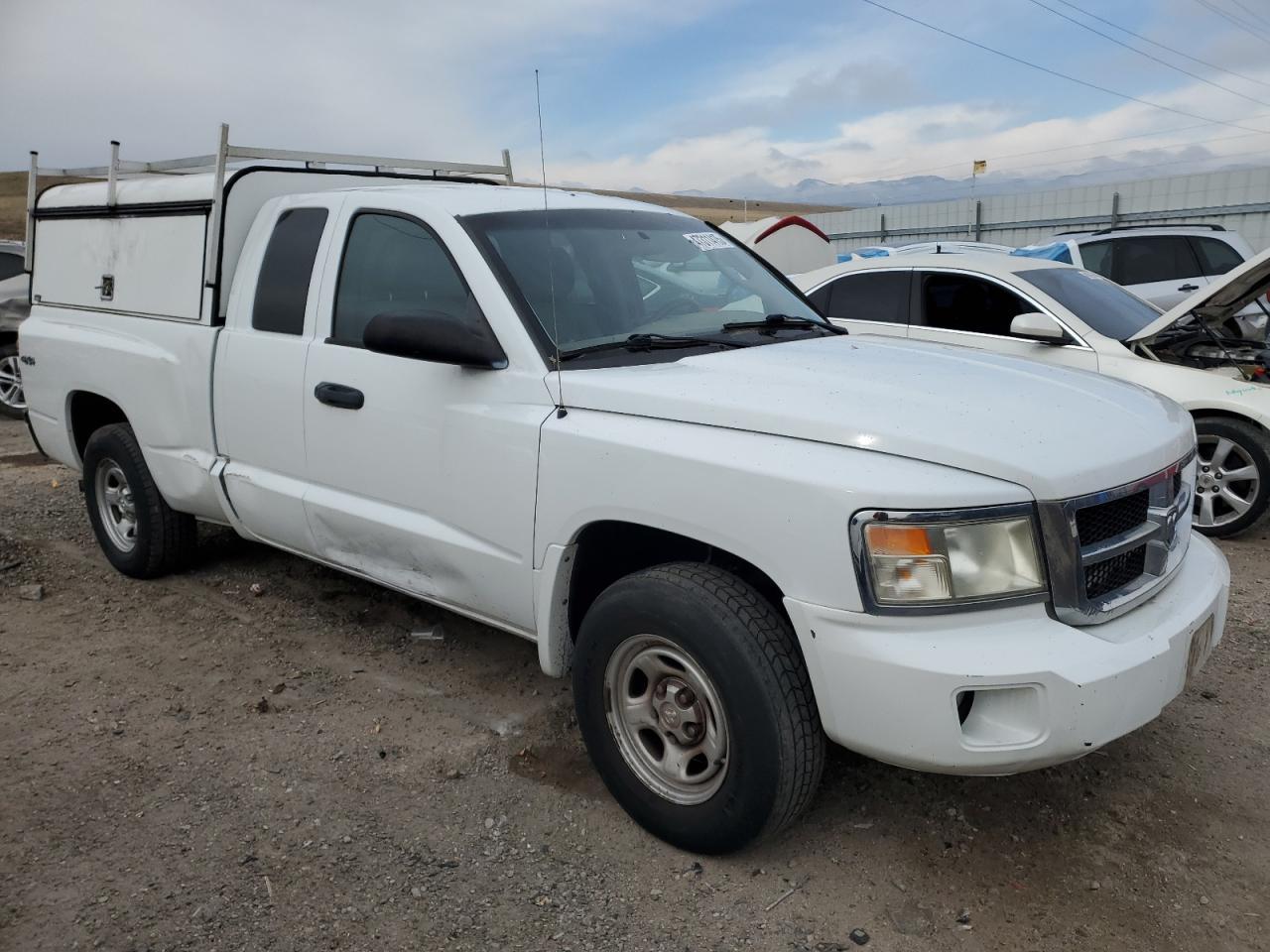 2011 DODGE DAKOTA ST - Фото 4