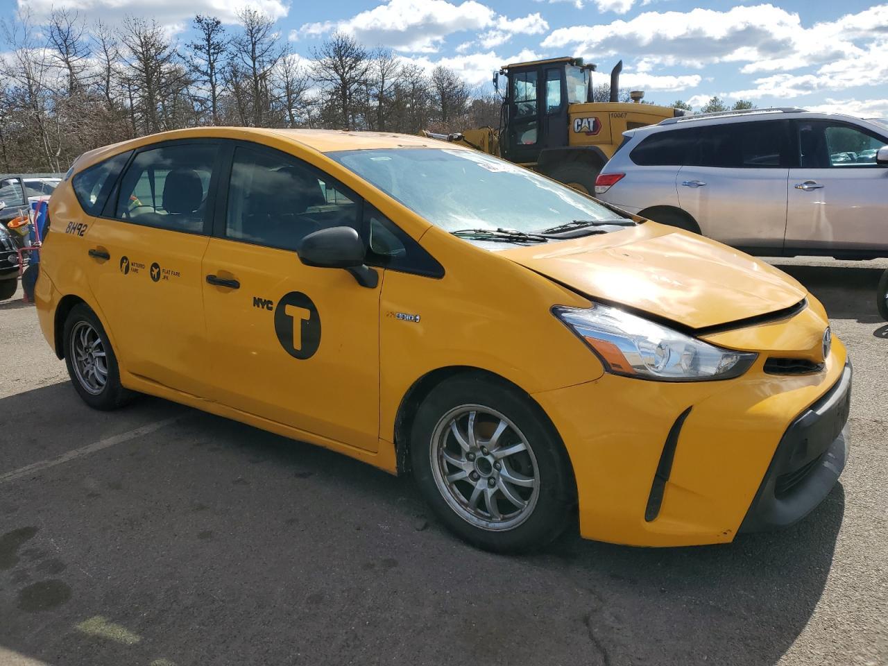 2016 TOYOTA PRIUS V - Фото 4