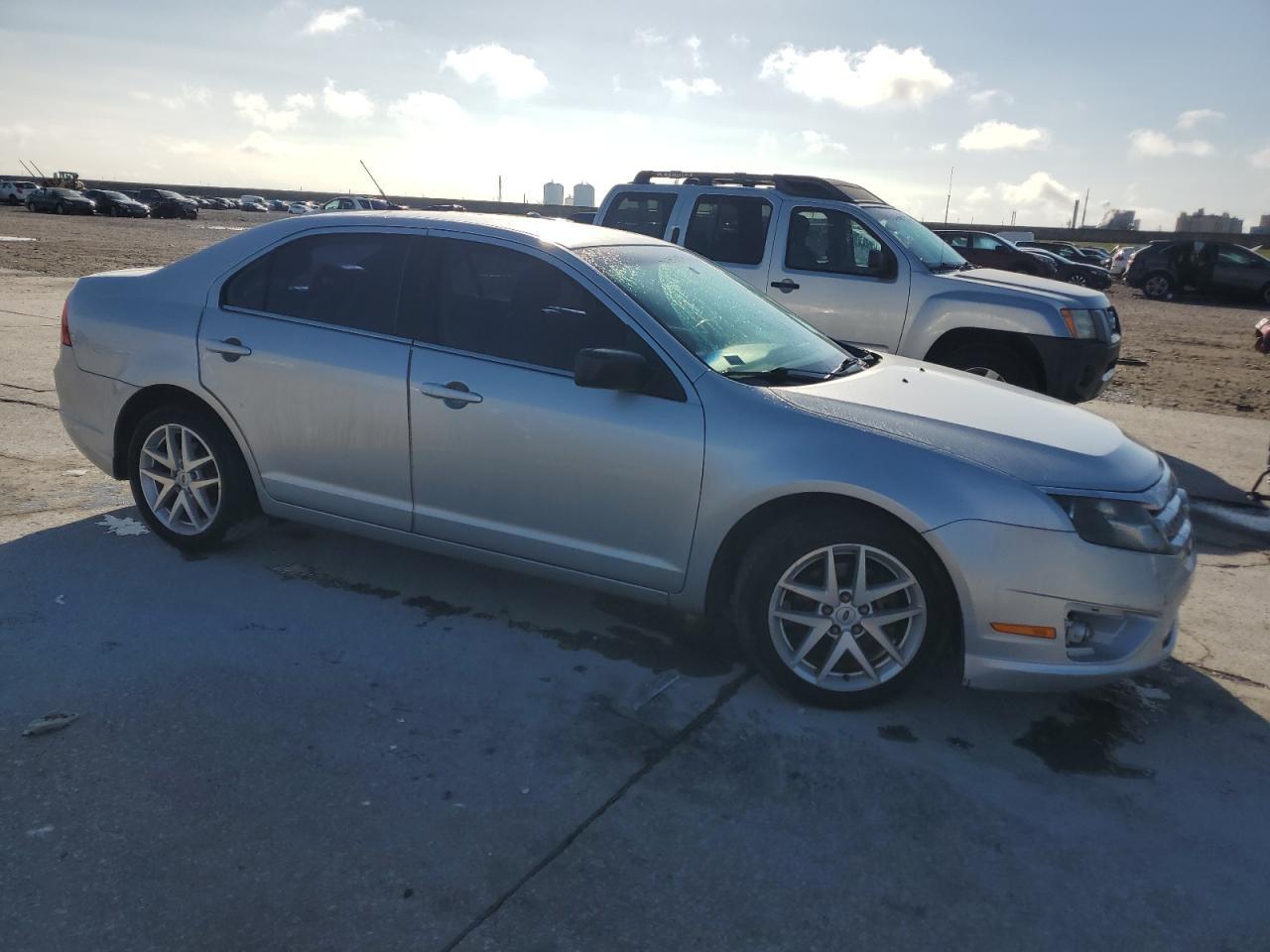2011 FORD FUSION SEL - Image 4