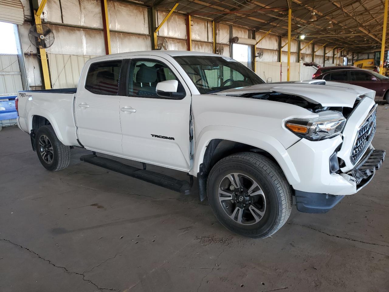 2019 TOYOTA TACOMA DOU - Фото 4