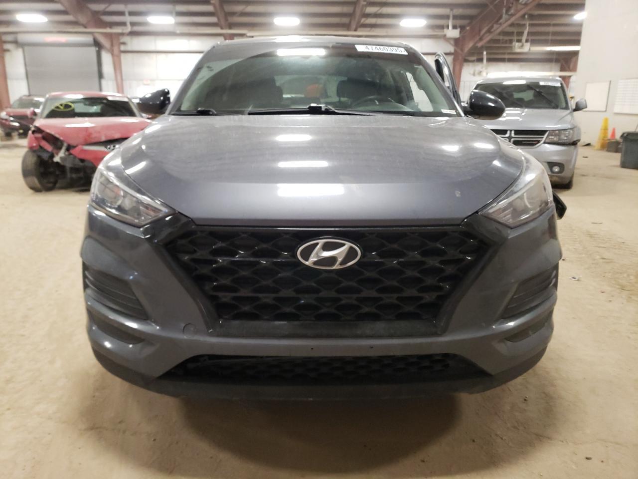 2019 HYUNDAI TUCSON SE - Фото 5