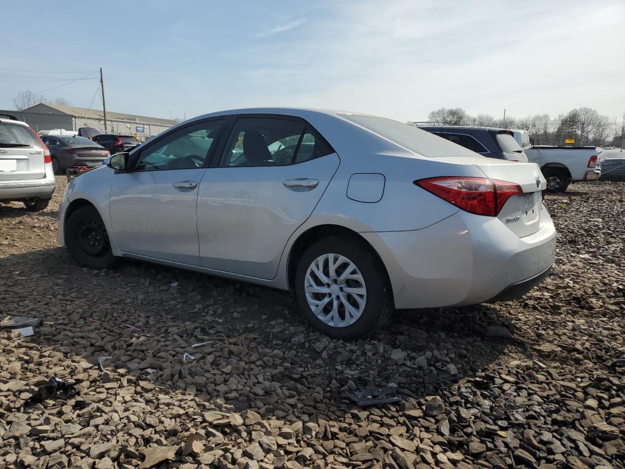 2018 TOYOTA COROLLA L - Image 2