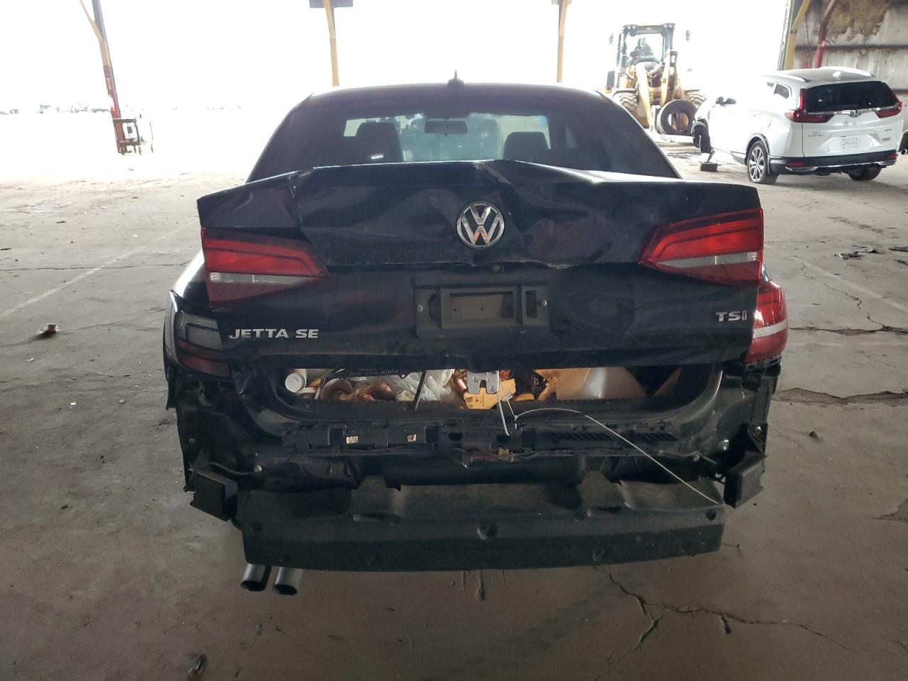2017 VOLKSWAGEN JETTA SE - Image 6