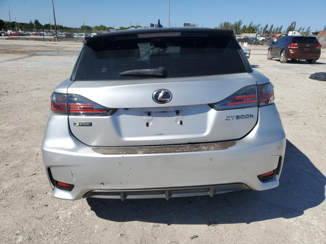 2016 LEXUS CT 200 - Фото 6