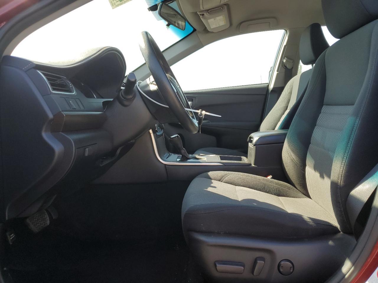 2017 TOYOTA CAMRY LE - Фото 7