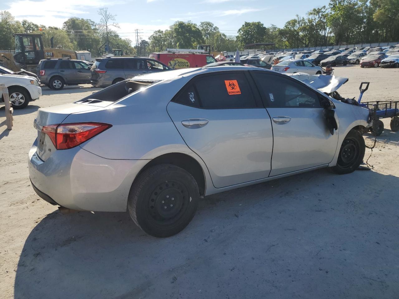 2019 TOYOTA COROLLA L - Image 3