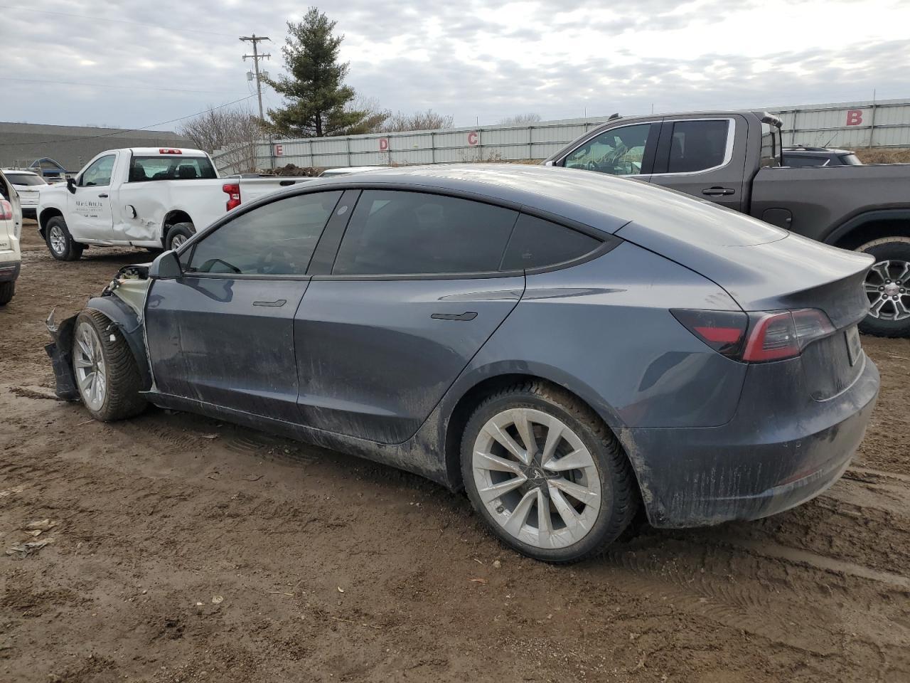2022 TESLA MODEL 3 - Image 2