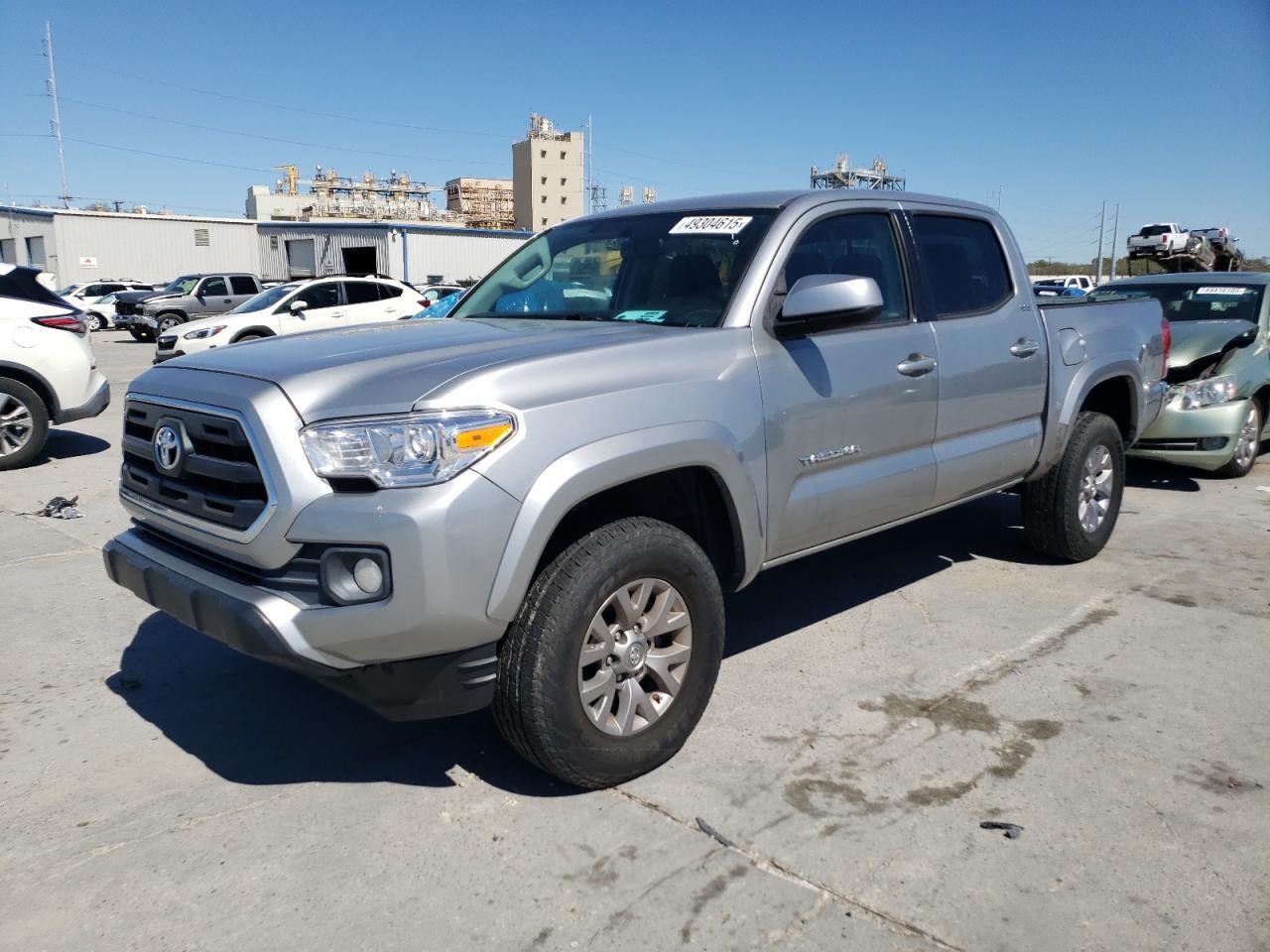 2017 TOYOTA TACOMA DOU