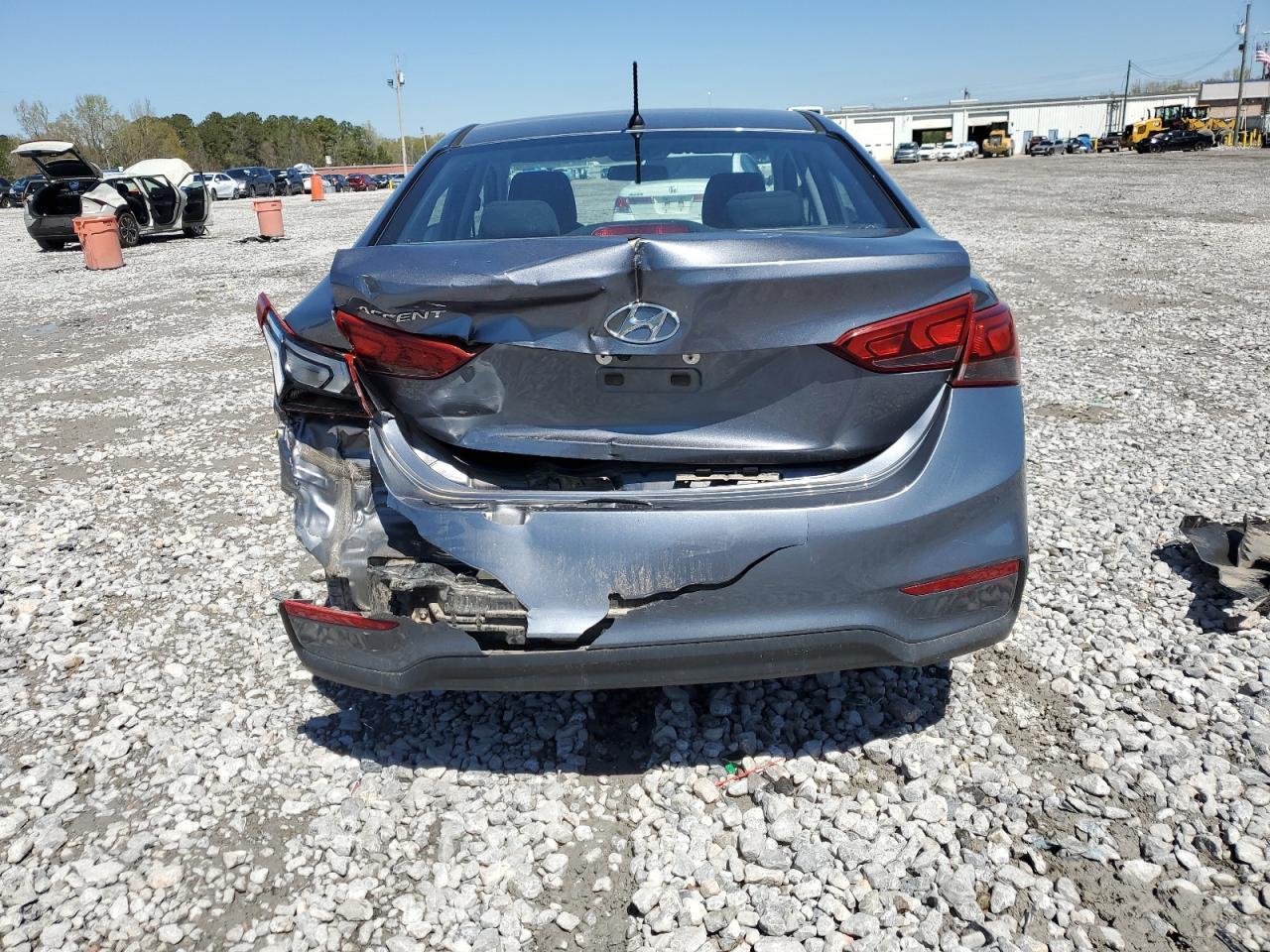 2019 HYUNDAI ACCENT SE - Фото 6