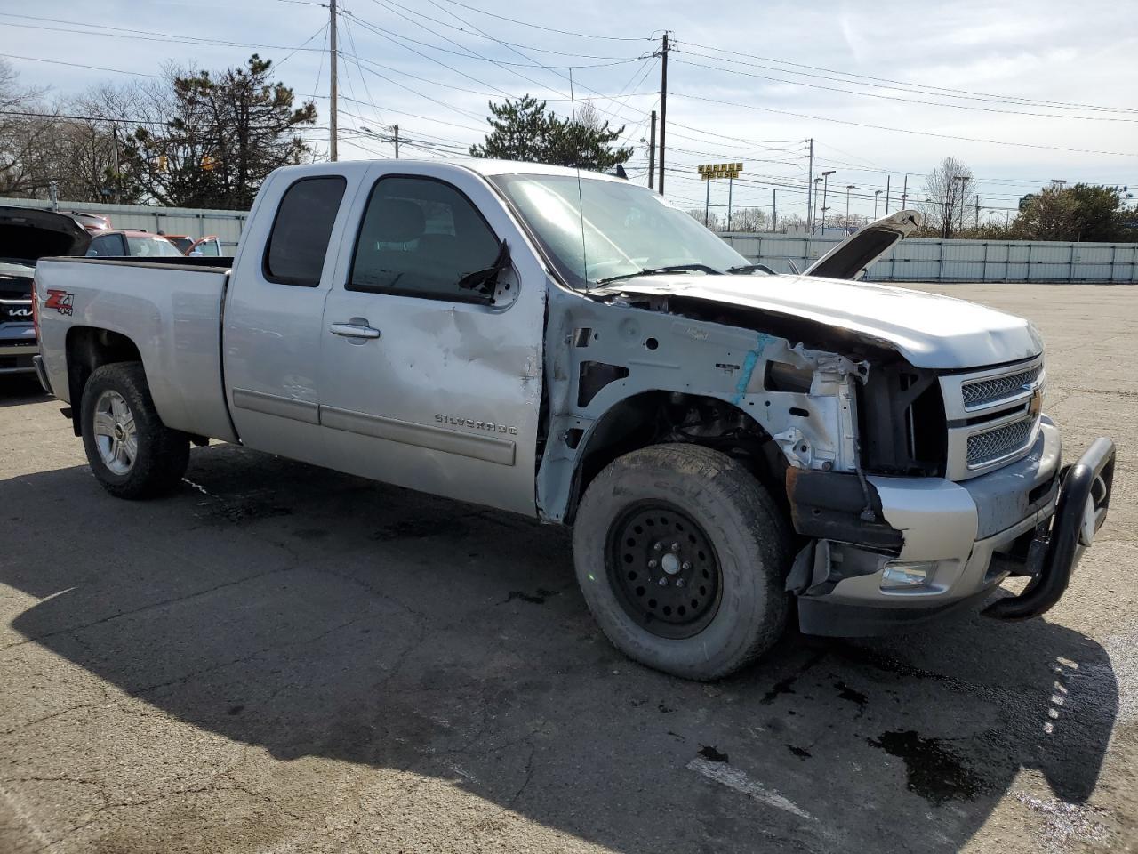 2013 CHEVROLET SILVERADO - Фото 4