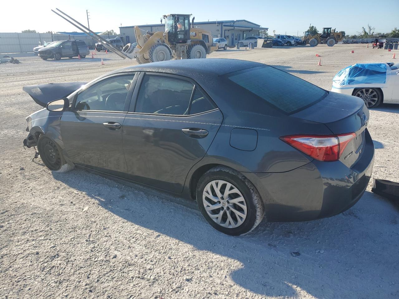 2015 TOYOTA COROLLA L - Фото 2