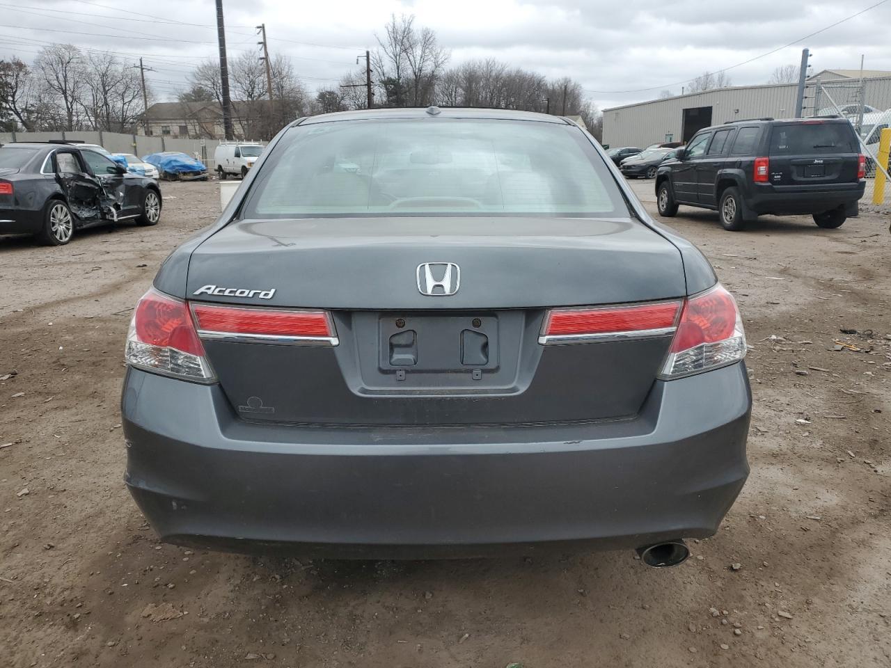 2012 HONDA ACCORD EXL - Image 6