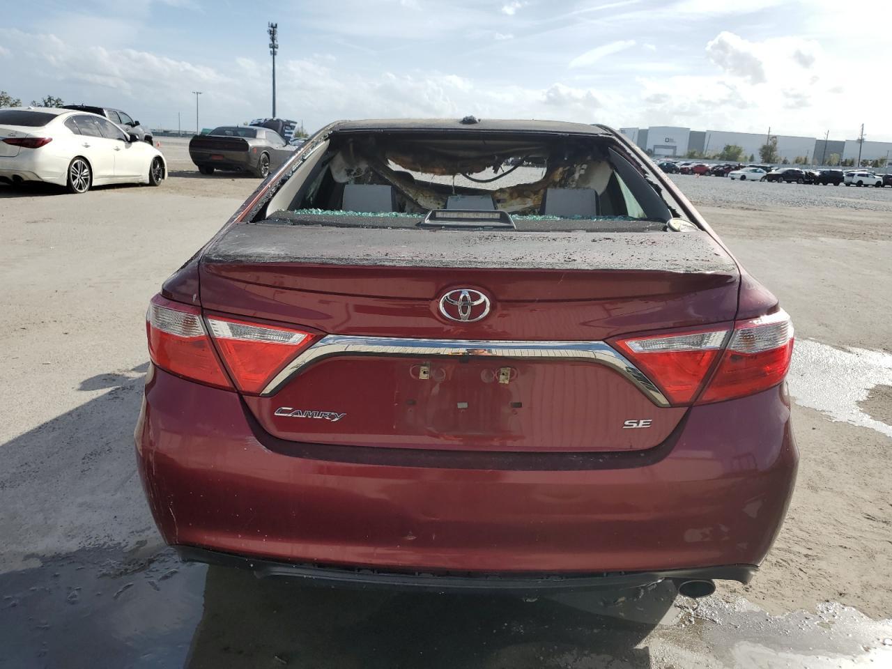 2017 TOYOTA CAMRY LE - Image 6
