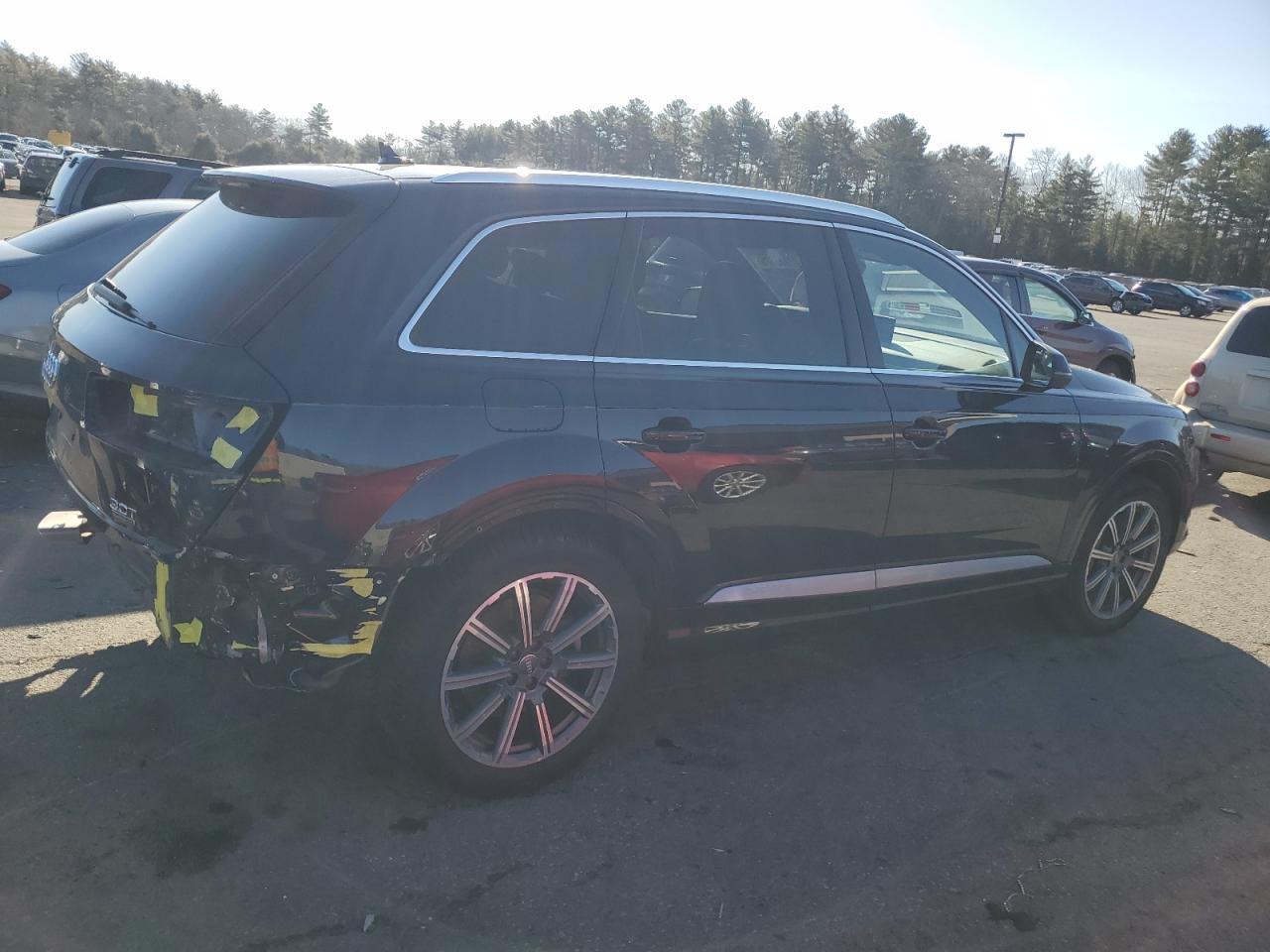2017 AUDI Q7 PRESTIG - Image 3
