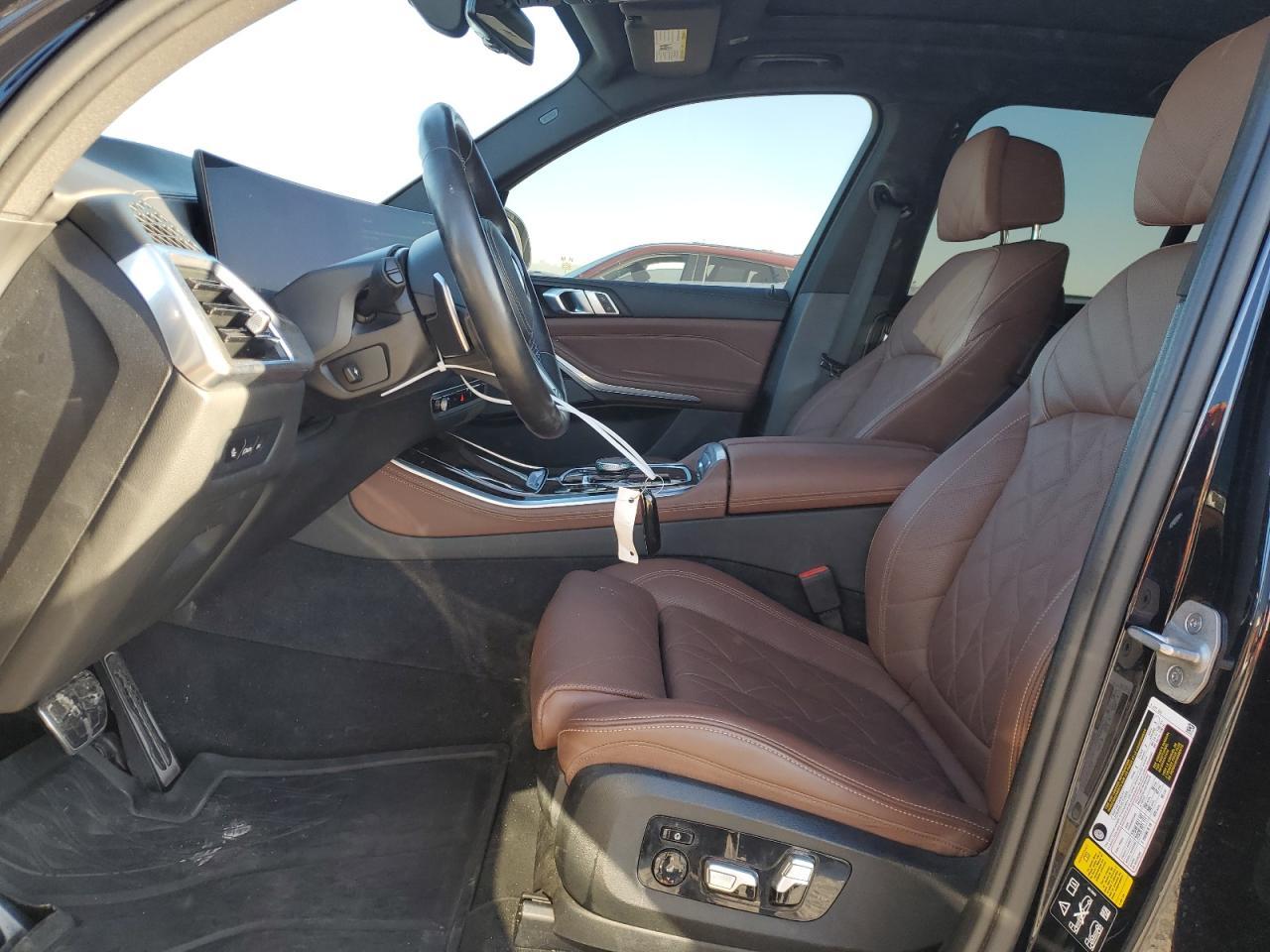 2024 BMW X5 M60I - Фото 7