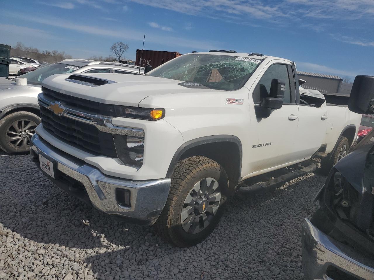 2024 CHEVROLET SILVERADO - Image 2