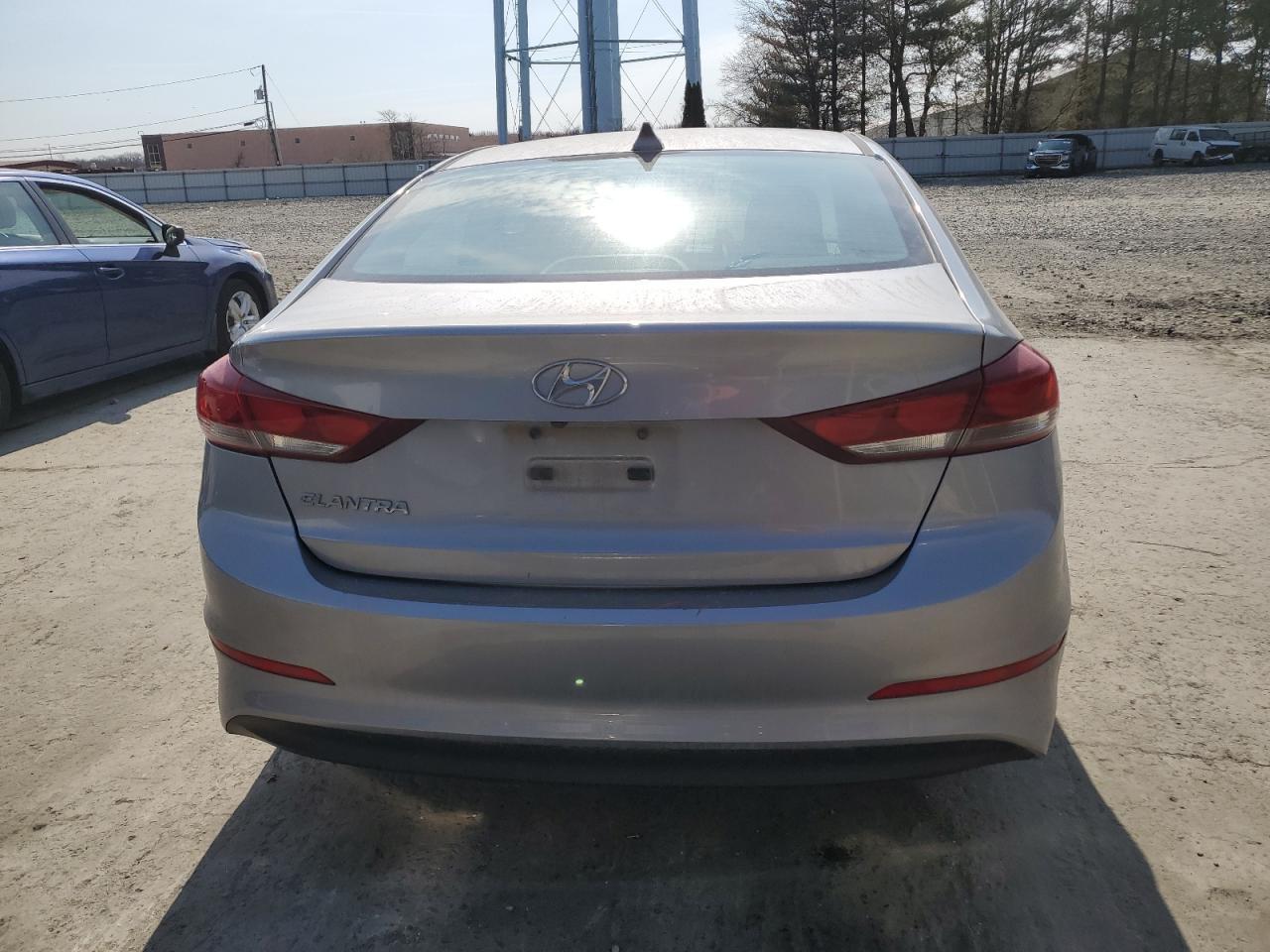 2017 HYUNDAI ELANTRA SE - Фото 6