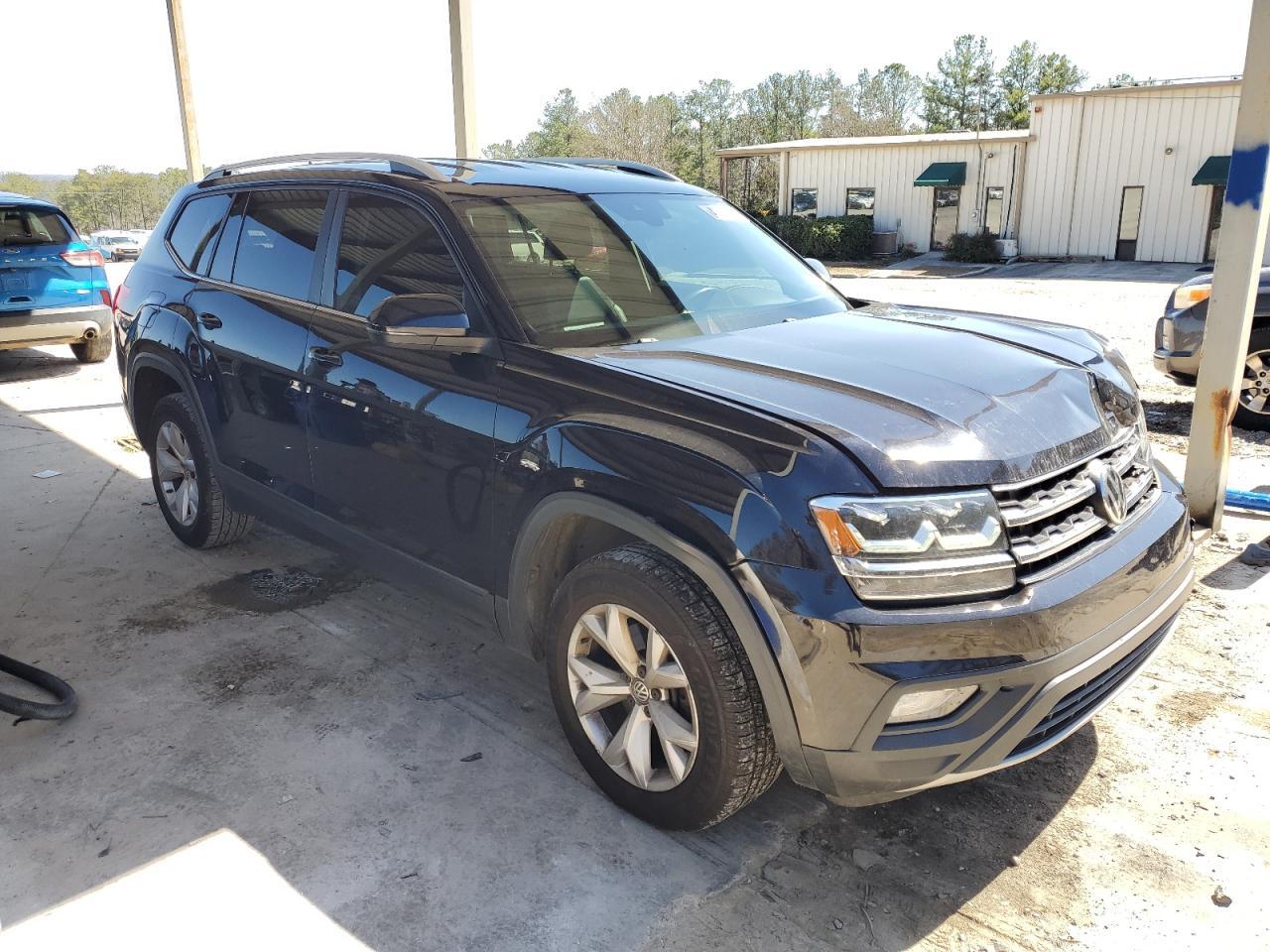 2019 VOLKSWAGEN ATLAS SE - Image 4