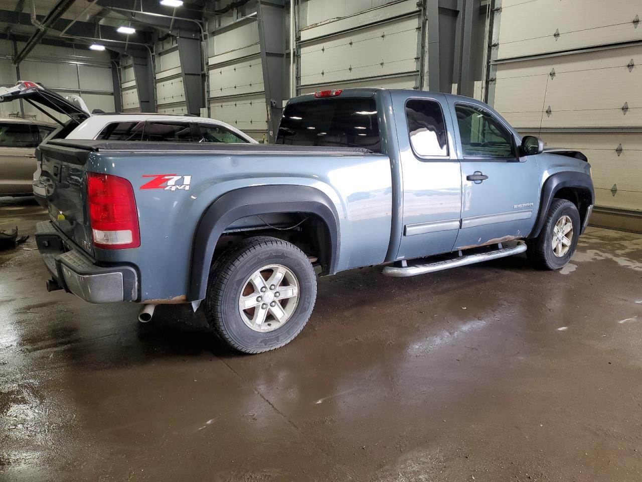 2011 GMC SIERRA K15 - Image 3