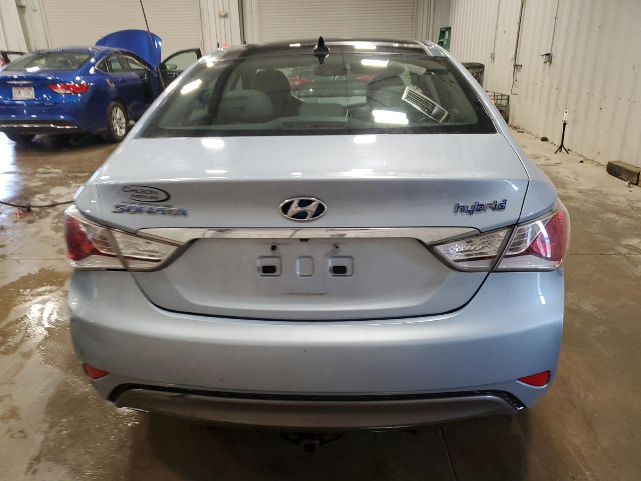 2011 HYUNDAI SONATA HYB - Image 6