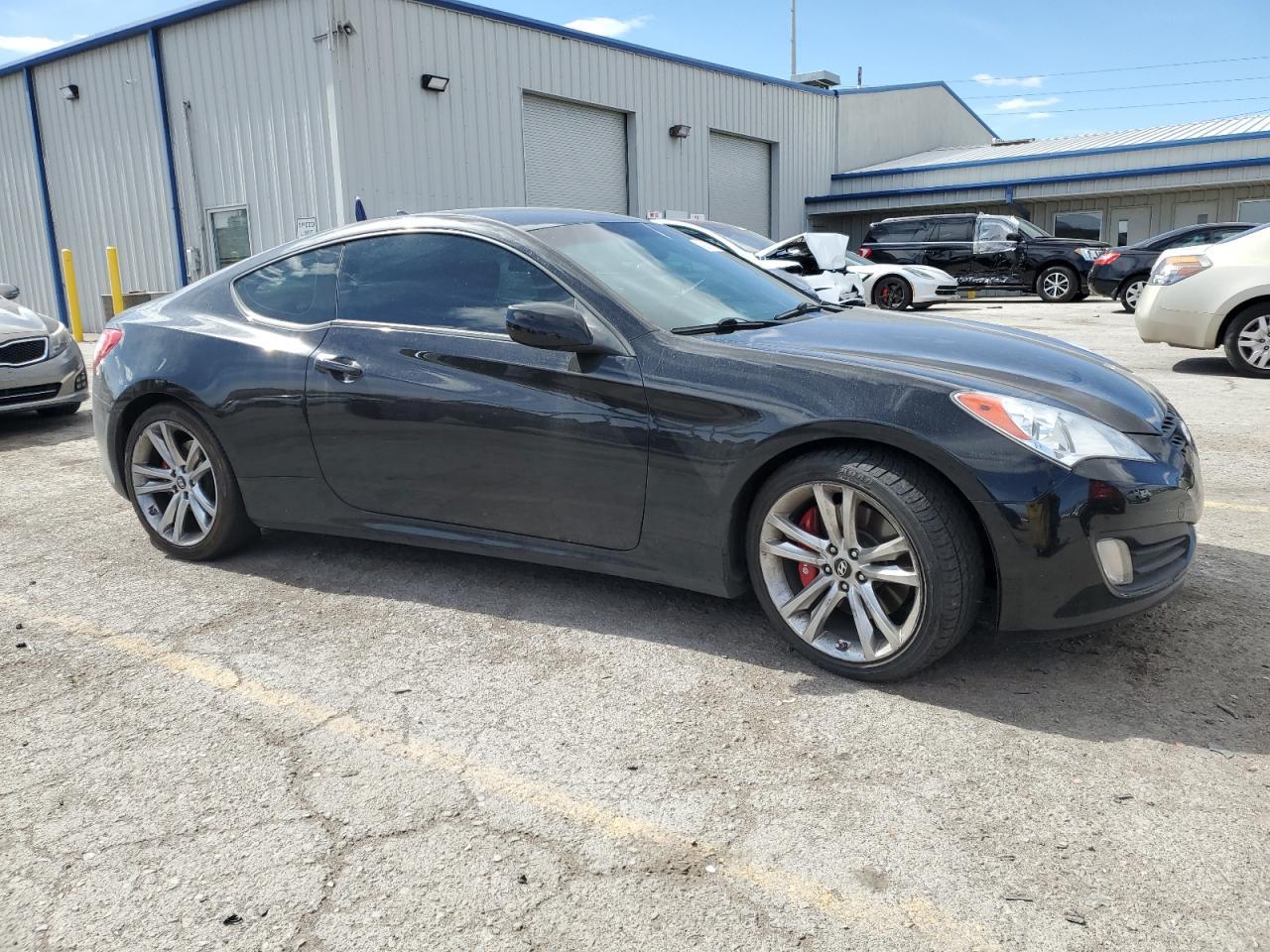 2011 HYUNDAI GENESIS CO - Image 4
