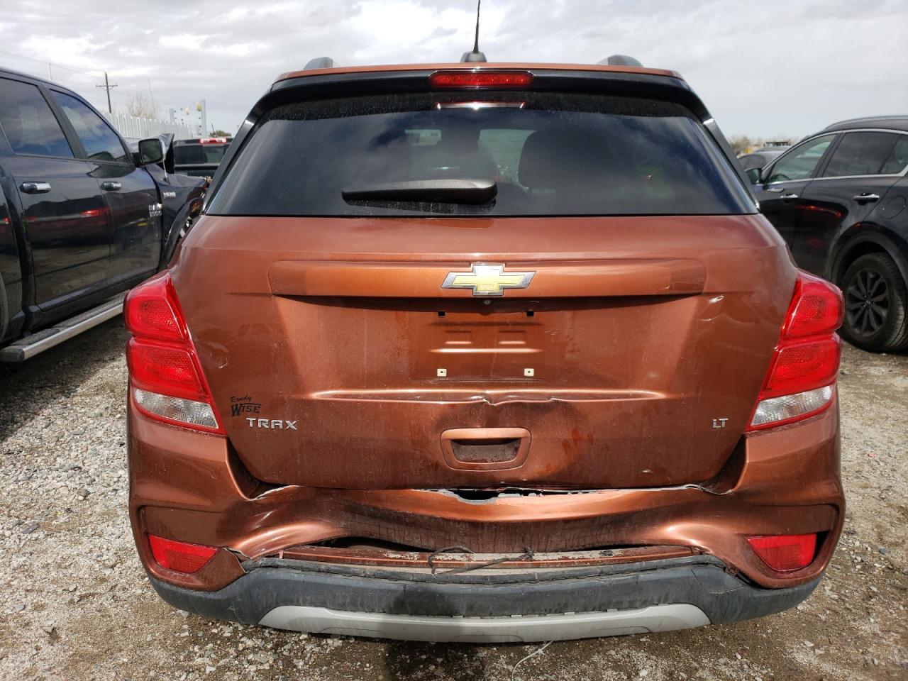 2019 CHEVROLET TRAX 1LT - Фото 6