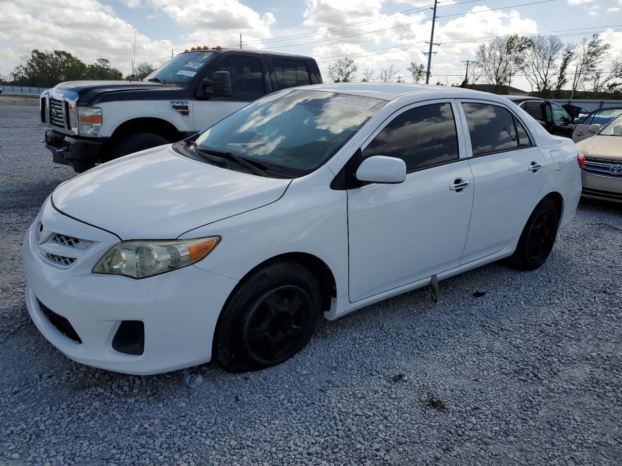 2013 TOYOTA COROLLA BA