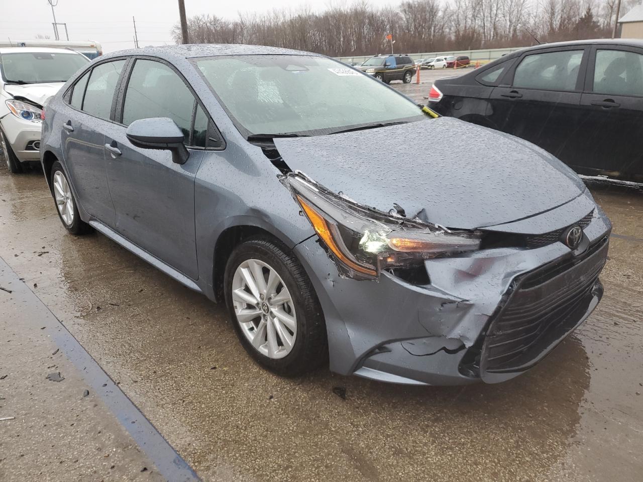 2025 TOYOTA COROLLA LE - Фото 4