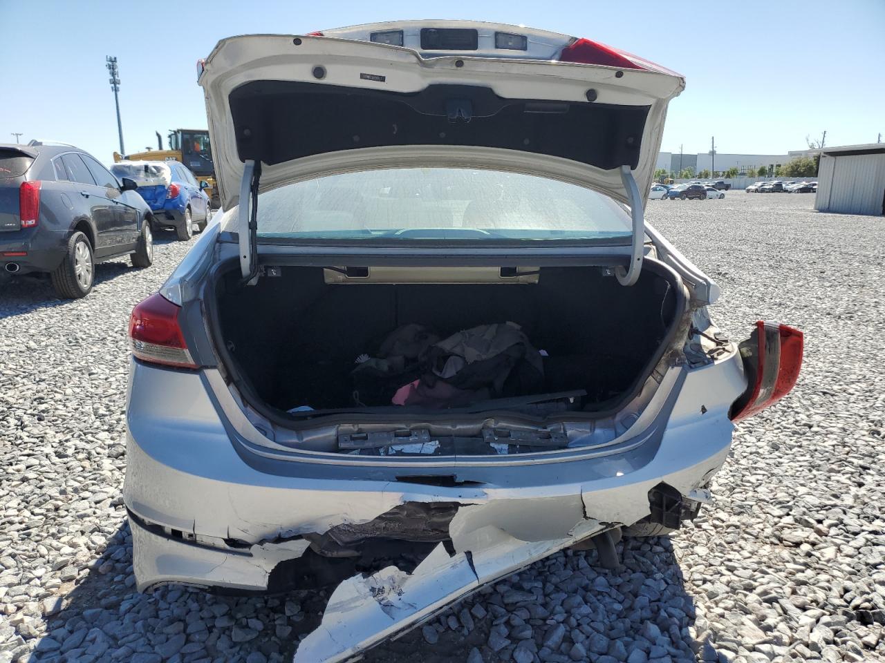 2017 HYUNDAI ELANTRA SE - Image 6