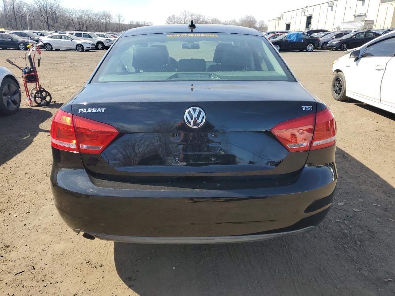 2014 VOLKSWAGEN PASSAT S - Фото 6