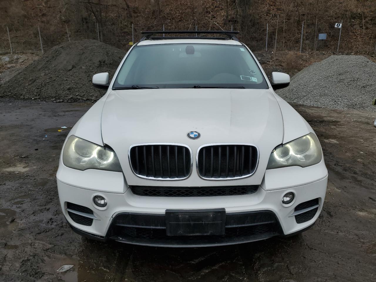 2012 BMW X5 XDRIVE3 - Image 5