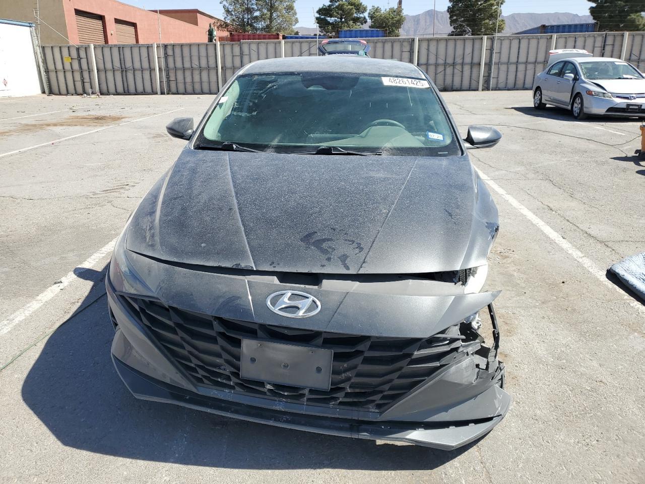 2023 HYUNDAI ELANTRA SE - Image 5