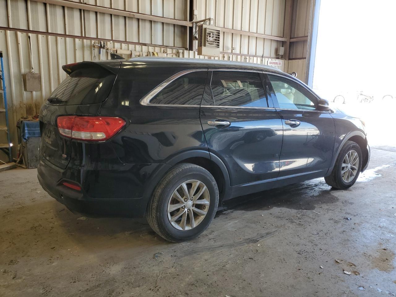2016 KIA SORENTO LX - Image 3