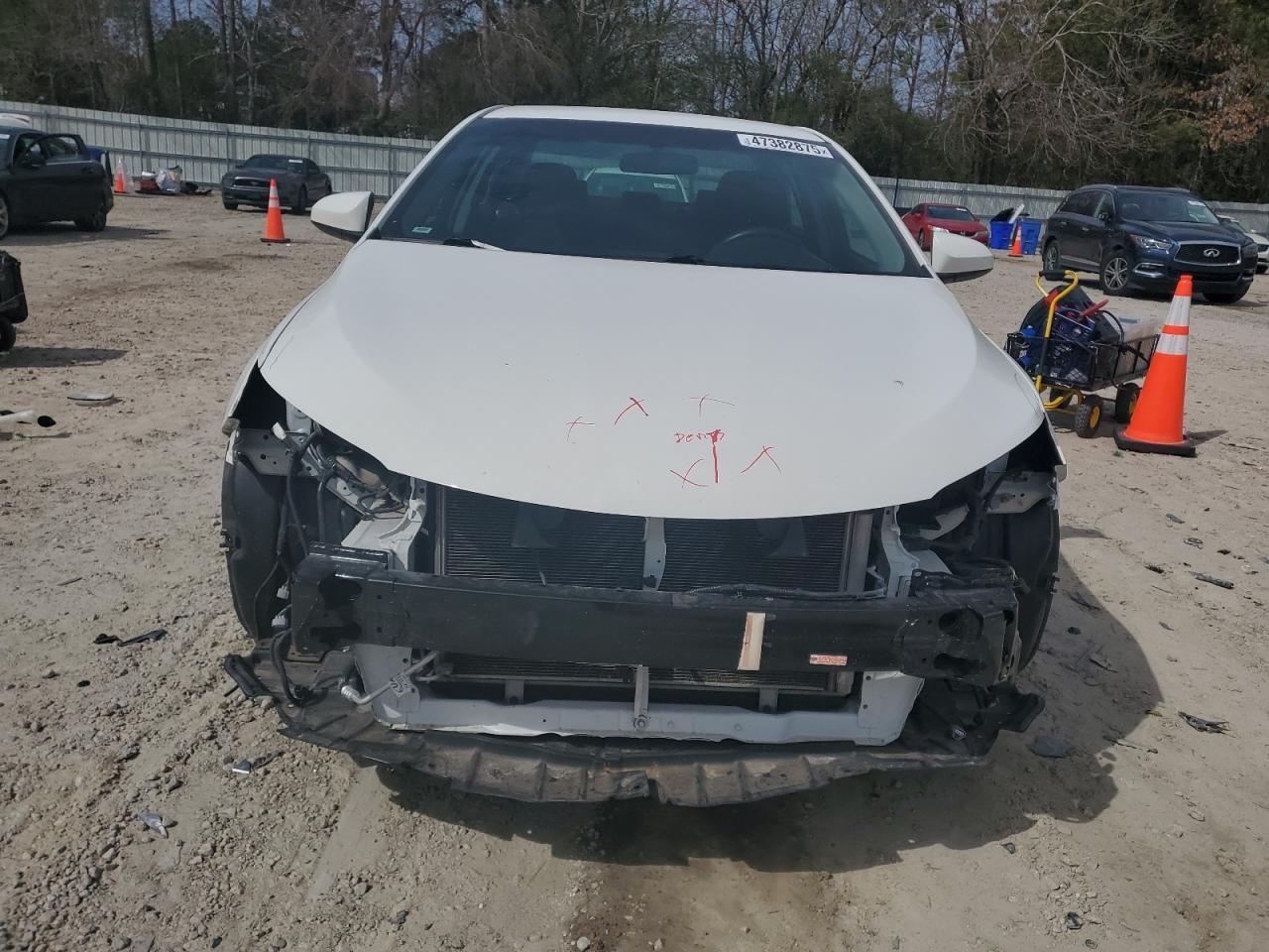 2017 TOYOTA CAMRY LE - Image 5